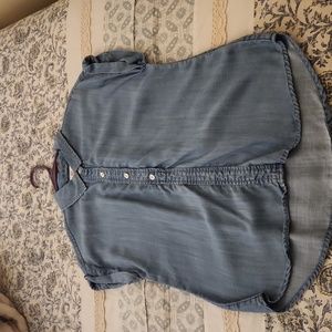 Vineyard vines denim button down shirt